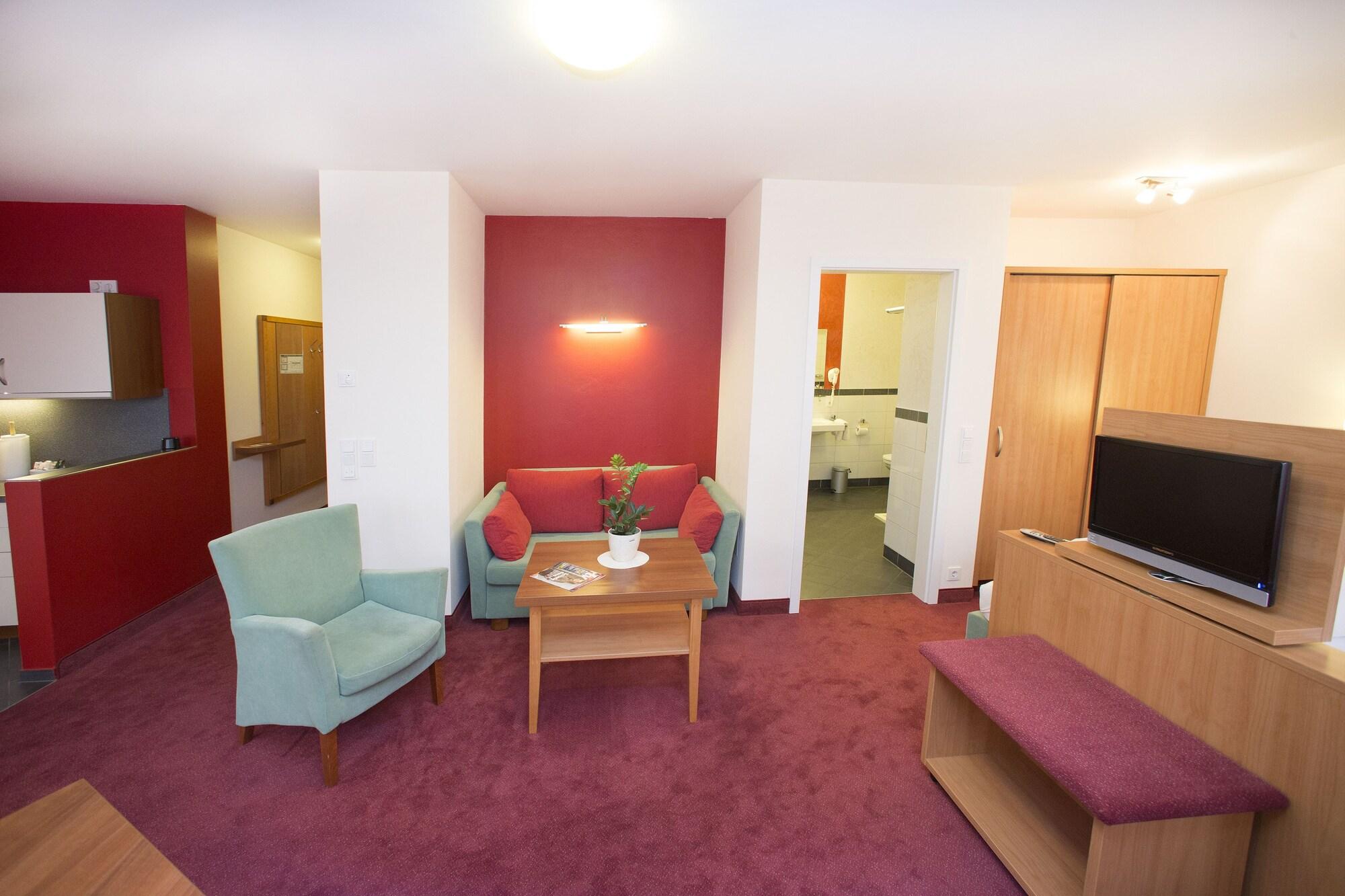 Hotel Weisses Lamm Veitshöchheim Екстериор снимка