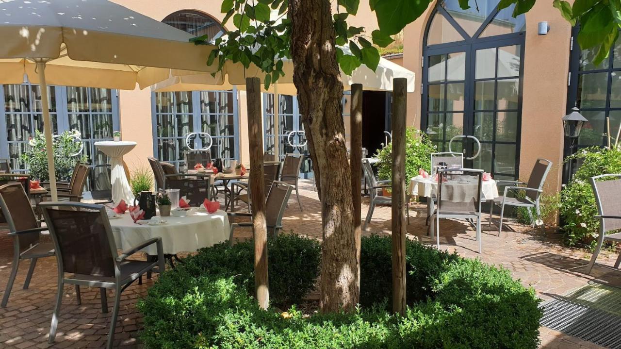 Hotel Weisses Lamm Veitshöchheim Екстериор снимка