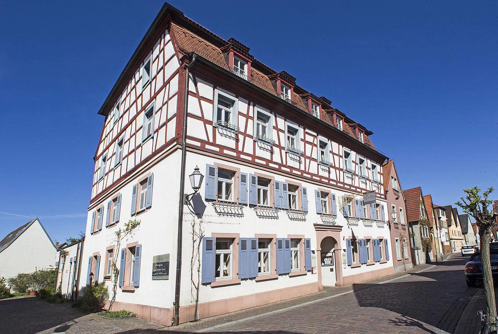 Hotel Weisses Lamm Veitshöchheim Екстериор снимка