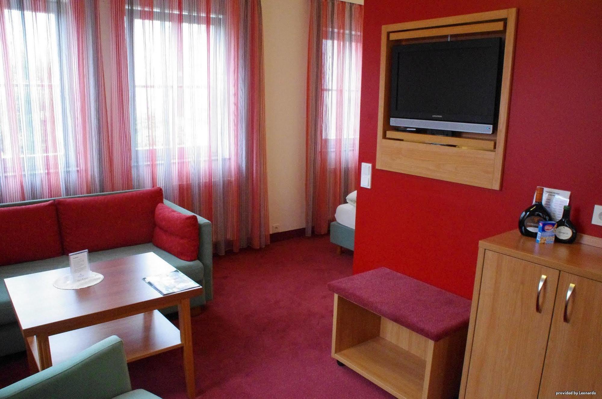 Hotel Weisses Lamm Veitshöchheim Екстериор снимка