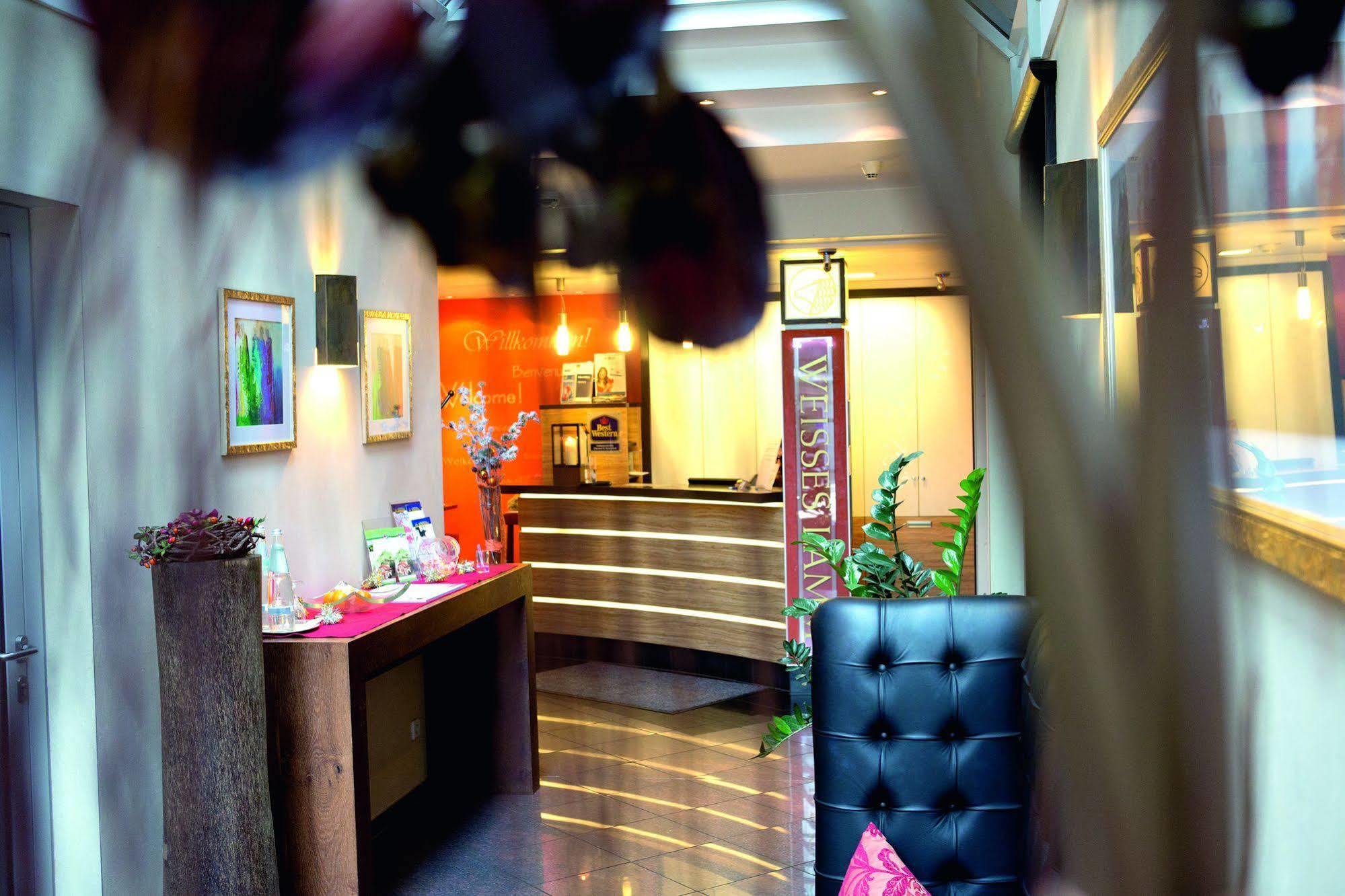 Hotel Weisses Lamm Veitshöchheim Екстериор снимка